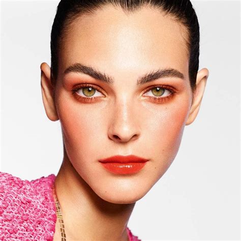 chanel primavera estate 2021 make up|Chanel Makeup Beauty Spring 2021 Campaign.